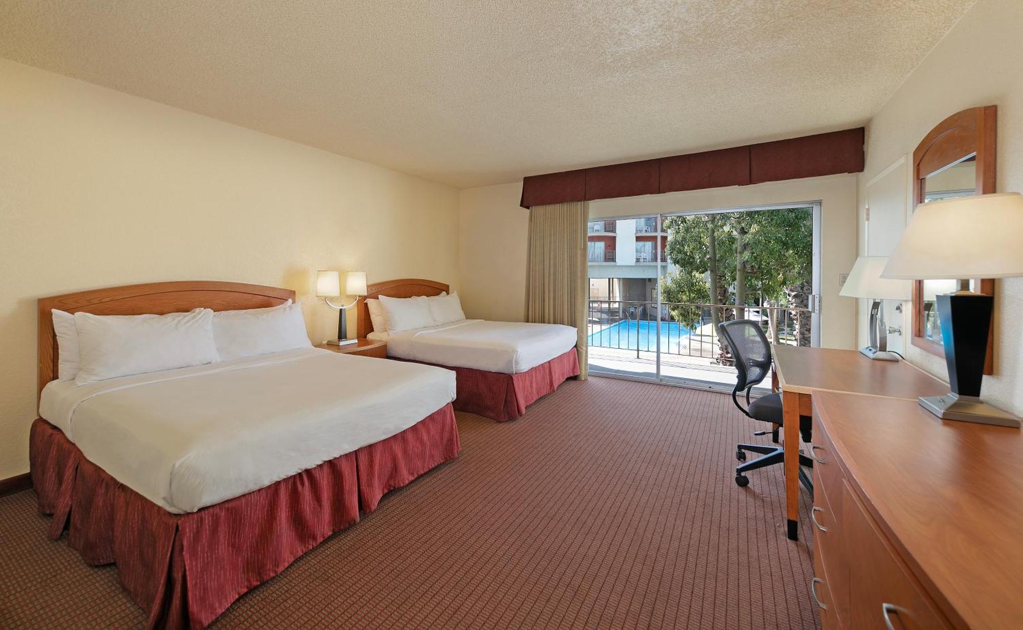 Golden Sails Hotel Long Beach Buitenkant foto